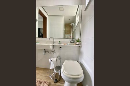 Apartamento à venda com 75m², 2 quartos e 1 vagaBanheiro 2