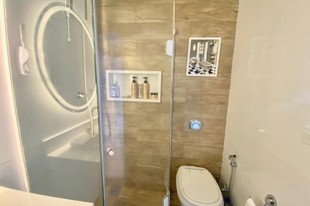 Apartamento à venda com 75m², 2 quartos e 1 vagaBanheiro