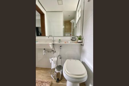 Apartamento à venda com 75m², 2 quartos e 1 vagaBanheiro 2