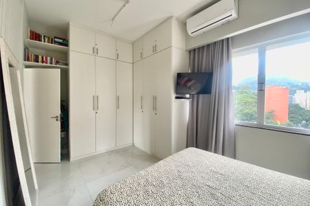 Quarto de apartamento à venda com 2 quartos, 75m² em Copacabana, Rio de Janeiro