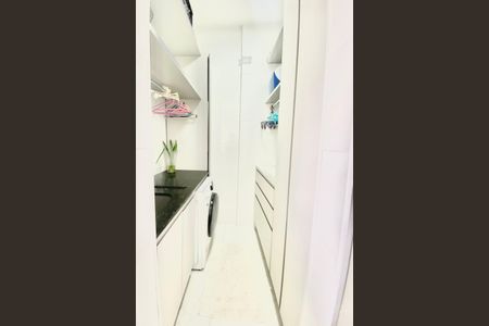 Apartamento à venda com 75m², 2 quartos e 1 vagaÁrea de Serviço