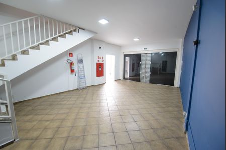 Casa para alugar com 45m², 1 quarto e 1 vaga Casa para alugar com 45m², 1 quarto e 1 vagaGaragem