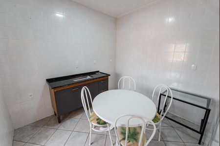 Casa para alugar com 45m², 1 quarto e 1 vaga Casa para alugar com 45m², 1 quarto e 1 vagaCozinha