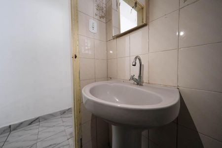Casa para alugar com 70m², 1 quarto e sem vagaBanheiro