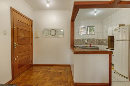 Sala de apartamento para alugar com 3 quartos, 74m² em Rio Branco, Porto Alegre
