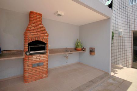 Apartamento à venda com 78m², 3 quartos e 2 vagasÁrea comum - Churrasqueira