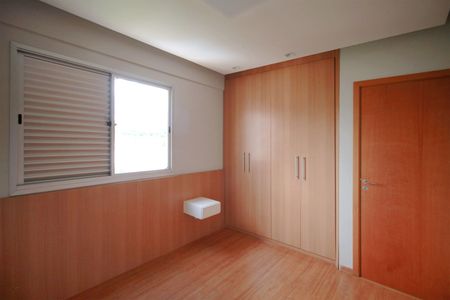 Apartamento à venda com 78m², 3 quartos e 2 vagasSuíte