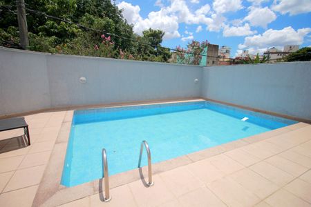 Apartamento à venda com 78m², 3 quartos e 2 vagasÁrea comum - Piscina