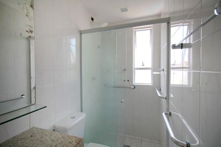 Apartamento à venda com 78m², 3 quartos e 2 vagasBanheiro da Suíte