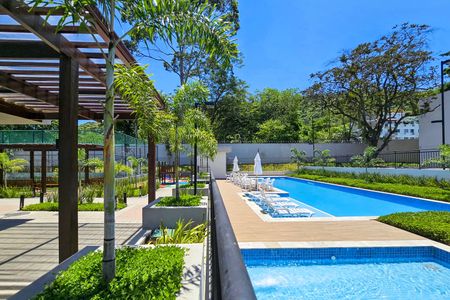 Apartamento para alugar com 80m², 2 quartos e 1 vagaÁrea comum - Piscina