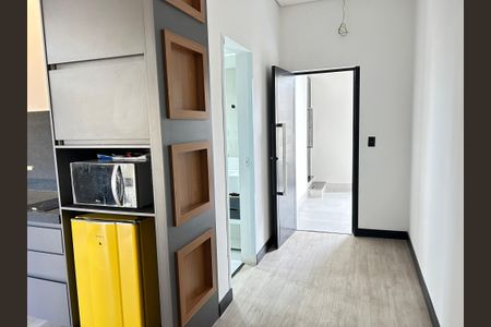 Sala/Cozinha de casa para alugar com 1 quarto, 100m² em Praça Seca, Rio de Janeiro