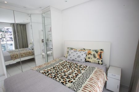 Apartamento para alugar com 83m², 2 quartos e 1 vagaSuíte