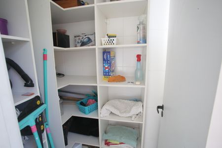 Apartamento para alugar com 83m², 2 quartos e 1 vagaDispensa