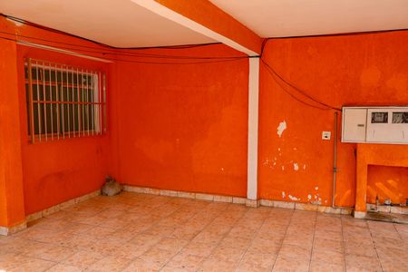 Casa à venda com 200m², 2 quartos e 1 vaga Casa à venda com 200m², 2 quartos e 1 vagaGaragem