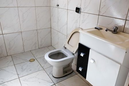 Casa à venda com 200m², 2 quartos e 1 vaga Casa à venda com 200m², 2 quartos e 1 vagaBanheiro 2