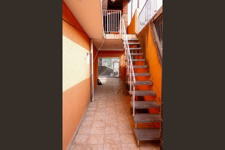 Casa à venda com 200m², 2 quartos e 1 vaga Casa à venda com 200m², 2 quartos e 1 vagaCorredor