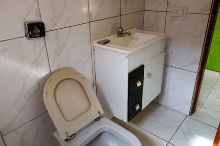 Casa à venda com 200m², 2 quartos e 1 vaga Casa à venda com 200m², 2 quartos e 1 vagaBanheiro 2