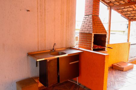 Casa à venda com 200m², 2 quartos e 1 vaga Casa à venda com 200m², 2 quartos e 1 vagaÁrea comum - Churrasqueira