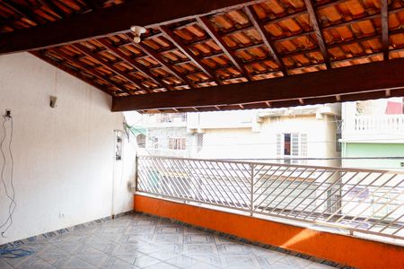 Casa à venda com 200m², 2 quartos e 1 vaga Casa à venda com 200m², 2 quartos e 1 vagaSacada