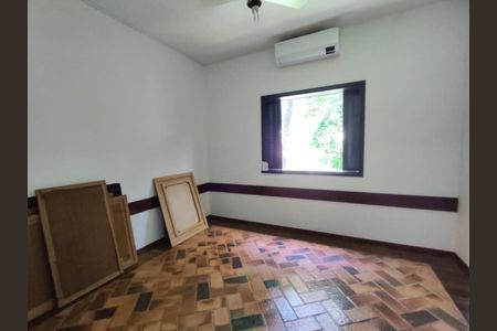 Casa à venda com 466m², 5 quartos e 4 vagas