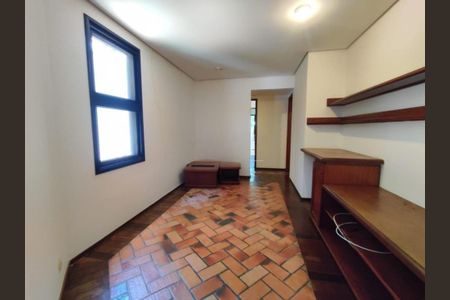 Casa à venda com 466m², 5 quartos e 4 vagas