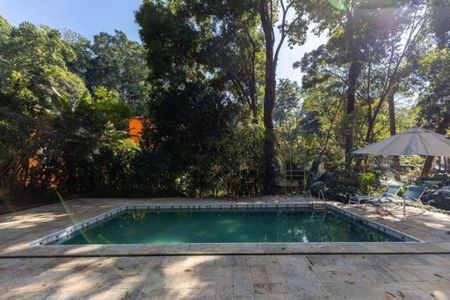 Casa à venda com 466m², 5 quartos e 4 vagas