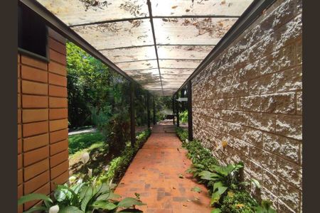 Casa à venda com 466m², 5 quartos e 4 vagas