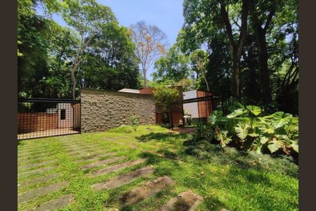 Casa à venda com 466m², 5 quartos e 4 vagas
