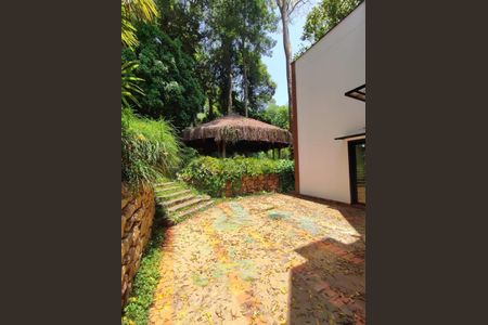 Casa à venda com 466m², 5 quartos e 4 vagas