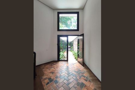 Casa à venda com 466m², 5 quartos e 4 vagas