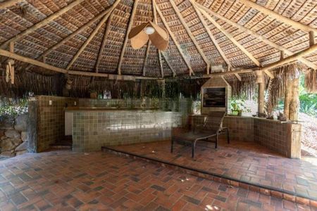 Casa à venda com 466m², 5 quartos e 4 vagas