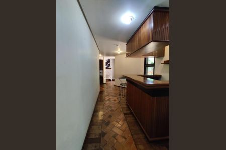 Casa à venda com 466m², 5 quartos e 4 vagas