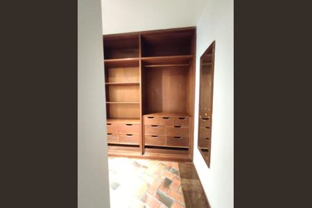 Casa à venda com 466m², 5 quartos e 4 vagas