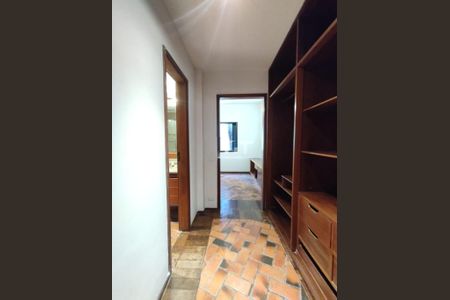 Casa à venda com 466m², 5 quartos e 4 vagas