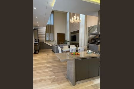 Casa à venda com 3 quartos, 254m² em Swiss Park, Campinas