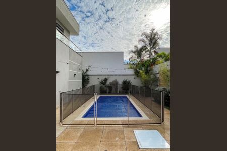 Casa à venda com 3 quartos, 254m² em Swiss Park, Campinas