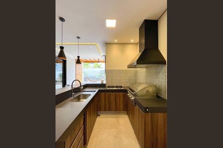 Casa à venda com 3 quartos, 254m² em Swiss Park, Campinas