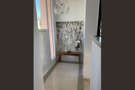 Casa à venda com 330m², 4 quartos e 4 vagas