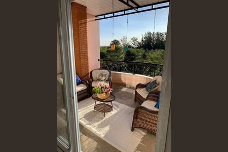 Casa à venda com 330m², 4 quartos e 4 vagas