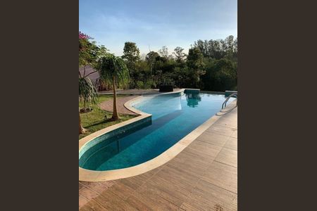 Casa à venda com 4 quartos, 330m² em Swiss Park, Campinas