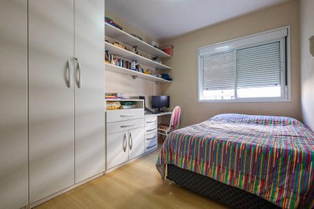 Apartamento à venda com 176m², 4 quartos e 4 vagasQuarto 2