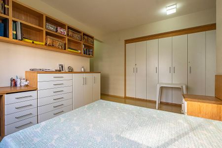 Apartamento à venda com 176m², 4 quartos e 4 vagasSuíte 1