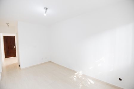 Sala de casa para alugar com 2 quartos, 65m² em Campo Grande, Rio de Janeiro