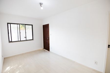 Sala de casa para alugar com 2 quartos, 65m² em Campo Grande, Rio de Janeiro