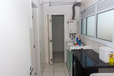 Apartamento para alugar com 124m², 3 quartos e 2 vagas Apartamento para alugar com 124m², 3 quartos e 2 vagasÁrea de Serviço