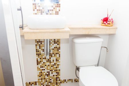 Apartamento para alugar com 124m², 3 quartos e 2 vagas Apartamento para alugar com 124m², 3 quartos e 2 vagasLavabo da Sala