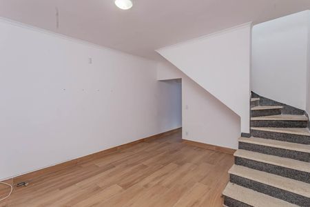 Sala de casa à venda com 3 quartos, 160m² em Vila Brasilina, São Paulo