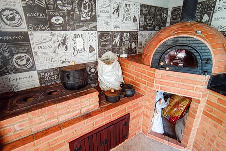 Casa de condomínio à venda com 240m², 3 quartos e 3 vagas Casa de condomínio à venda com 240m², 3 quartos e 3 vagasQuintal