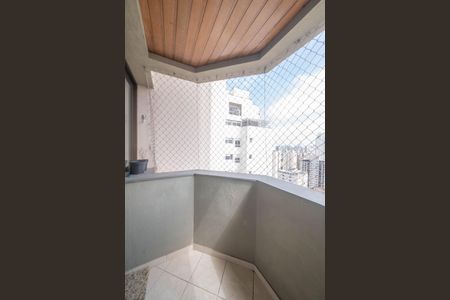 Varanda de apartamento à venda com 2 quartos, 67m² em Vila Gumercindo, São Paulo