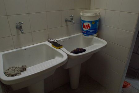 Casa de condomínio à venda com 478m², 6 quartos e 3 vagasÁrea de Serviço